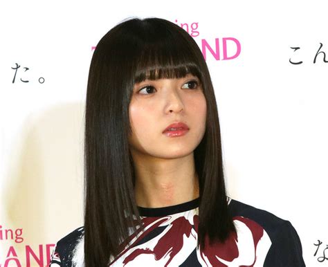 齋藤飛鳥が小顔すぎる！顔の大きさは何cm？